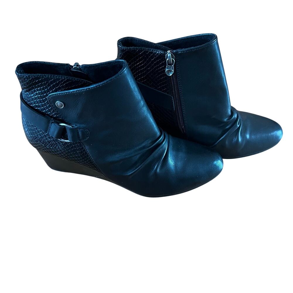 Blowfish Malibu Black Wedge Ankle Boots Snake Print Heel | Women’s 10